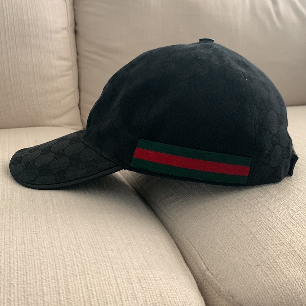 Gucci Black Ball Cap XL